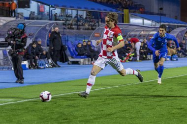 Zagreb, Hırvatistan - 21 Mart 2019: Uefa Euro 2020 Ön eleme turu. Hırvatistan Azerbaycan 'a karşı. Luka Modriç (10))