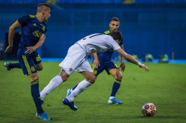 Zagreb, Hırvatistan - 30 Temmuz 2019: Uefa Şampiyonlar Ligi ikinci ön eleme turu, Gnk Dinamo vs. F.C. Saburtalo. Eylem Levan Kakubava (21) ve Mislav Orsic (99))