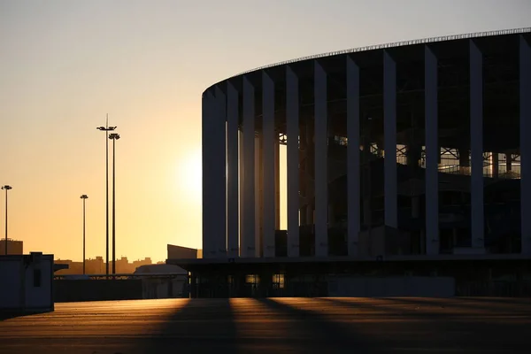 Gün batımında Nizhny Novgorod Stadyumu