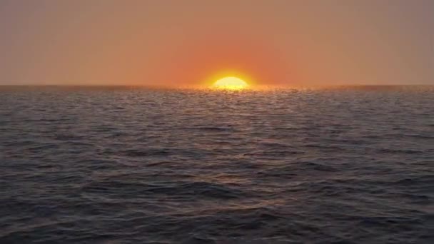 Zonsondergang Wateroppervlak Water Ruimte Zee — Stockvideo