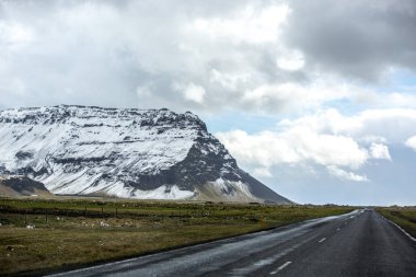 Milli Parkı İzlanda. Muhteşem manzara manzara İzlanda, jeotermal alan. Dramatik ve güzel sahne reykjavk Lake Myvatn, Krafla /Iceland - 02.05.2018