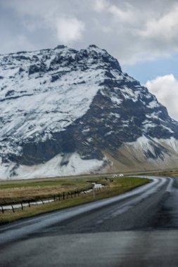 Milli Parkı İzlanda. Muhteşem manzara manzara İzlanda, jeotermal alan. Dramatik ve güzel sahne reykjavk Lake Myvatn, Krafla /Iceland - 02.05.2018