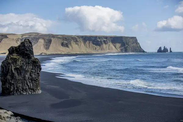 Milli Parkı İzlanda. Muhteşem manzara manzara İzlanda, jeotermal alan. Dramatik ve güzel sahne reykjavk Lake Myvatn, Krafla /Iceland - 02.05.2018