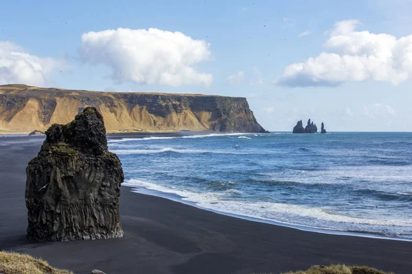 Milli Parkı İzlanda. Muhteşem manzara manzara İzlanda, jeotermal alan. Dramatik ve güzel sahne reykjavk Lake Myvatn, Krafla /Iceland - 02.05.2018