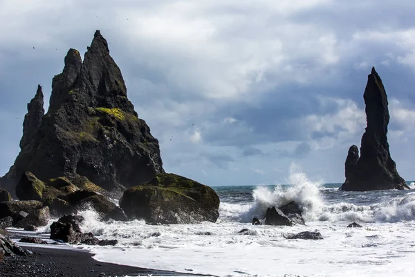 Milli Parkı İzlanda. Muhteşem manzara manzara İzlanda, jeotermal alan. Dramatik ve güzel sahne reykjavk Lake Myvatn, Krafla /Iceland - 02.05.2018 