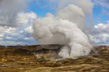 Milli Parkı İzlanda. Muhteşem manzara manzara İzlanda, jeotermal alan. Dramatik ve güzel sahne reykjavk Lake Myvatn, Krafla /Iceland - 02.05.2018