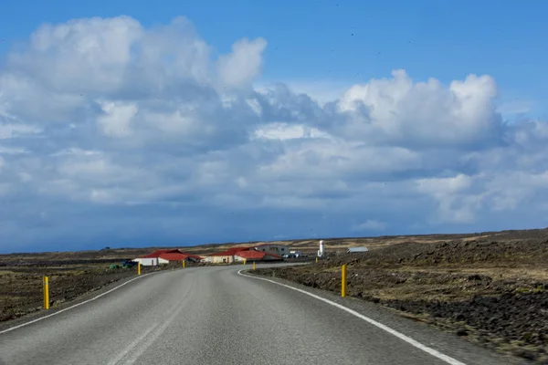 Milli Parkı İzlanda. Muhteşem manzara manzara İzlanda, jeotermal alan. Dramatik ve güzel sahne reykjavk Lake Myvatn, Krafla /Iceland - 02.05.2018