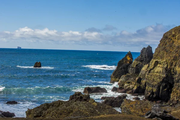 Milli Parkı İzlanda. Muhteşem manzara manzara İzlanda, jeotermal alan. Dramatik ve güzel sahne Lake Myvatn, Krafla /Iceland - 02.05.2018