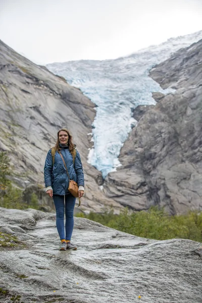 Jutunheimen Milli Parkı. Bergen Fiyortları ve Ormanı. Bergen, Norveç - 11.09.2018