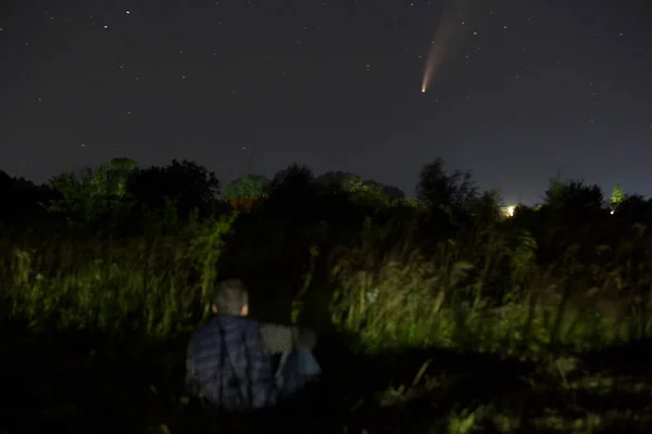 Komeet Aan Nachtelijke Hemel — Stockfoto