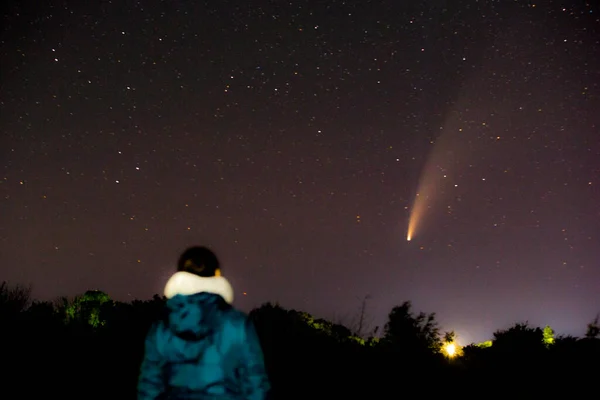 Komeet Aan Nachtelijke Hemel — Stockfoto