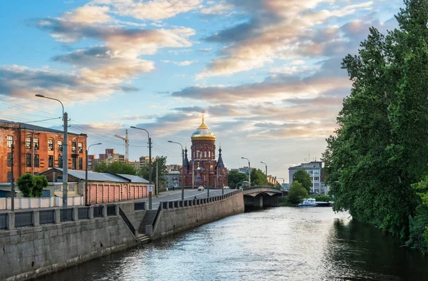 Iglesia Epifanía Canal Obvodny San Petersburgo Una Tarde Soleada Verano — Foto de Stock