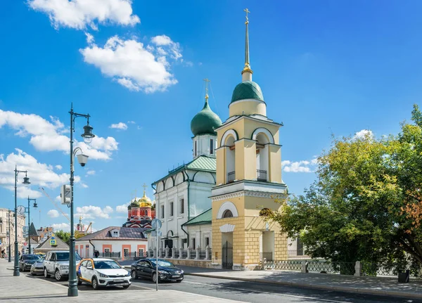 Mosca Chiesa Maxim Beato Varvarka Una Giornata Estiva Soleggiata — Foto Stock