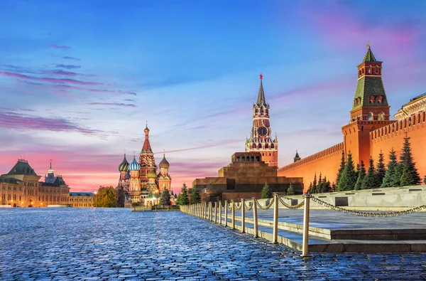 Pohled Rudém Náměstí Moskvě Nachází Spasská Věž Mauzoleum — Stock fotografie