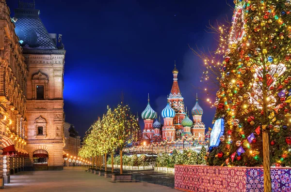 Zimní noci na Rudém náměstí v Moskvě — Stock fotografie
