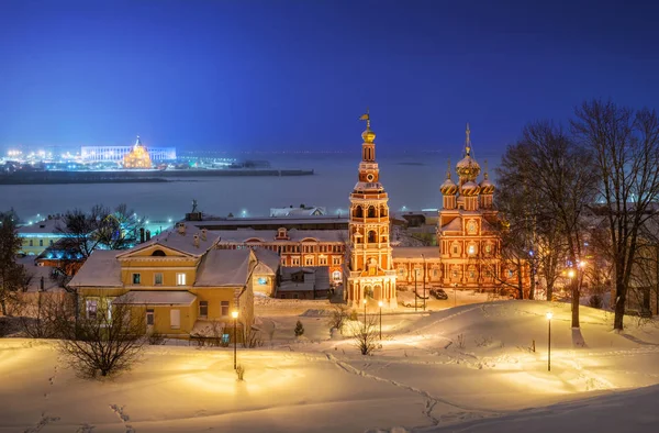 Χριστούγεννα εκκλησία στο Νίζνι Νόβγκοροντ — Φωτογραφία Αρχείου