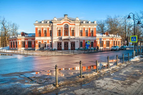 Θεατρικό θέατρο Πούσκιν στο Πσκοφ — Φωτογραφία Αρχείου