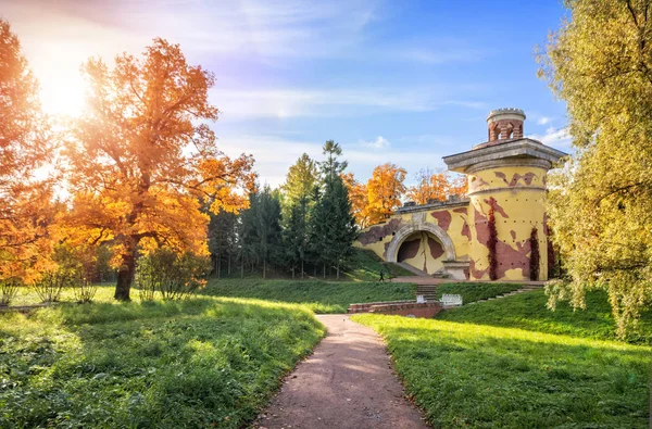 Tour-Ruine à Tsarskoye Selo — Photo