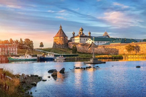 Korozhnaya Tower Solovetsky Monastery Solovetsky Islands Ships Bay Prosperity Rays — Stock Photo, Image