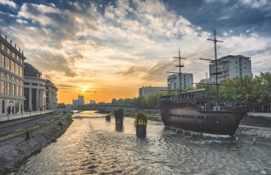 Sunrise view of Vardar river in the Skopje center