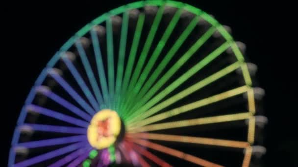 Nachtansicht Des Riesenrads Helle Mehrfarbige Lichter Freizeitpark — Stockvideo