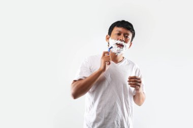 Asyalı jilet. Kızılderili tıraşı.