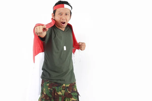 Militär Indonesien Med Flagga Rygg Kropp Skriker Och Gest Hand — Stockfoto