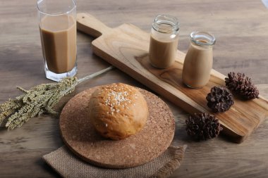 Endonezya 'dan Bluder Bread. Bluder peyniri Endonezya geleneksel pofuduk ekmeği