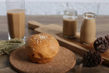 Endonezya 'dan Bluder Bread. Bluder peyniri Endonezya geleneksel pofuduk ekmeği