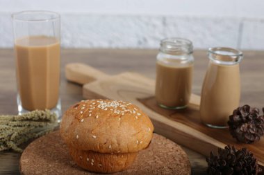 Endonezya 'dan Bluder Bread. Bluder peyniri Endonezya geleneksel pofuduk ekmeği
