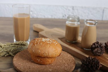 Endonezya 'dan Bluder Bread. Bluder peyniri Endonezya geleneksel pofuduk ekmeği