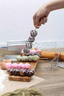 Kolay lokma kek fikirleri satay. Pastanede pasta.