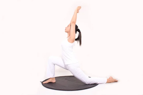 Yogaposer Kvinnor Asiatiska Friska Sportig Passform Asiatisk Kvinna Praxis Yoga — Stockfoto