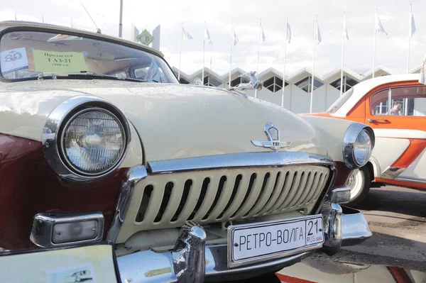 Moscú Rusia Julio 2012 Automóvil Viejo Soviético Gaz Volga Segunda — Foto de Stock