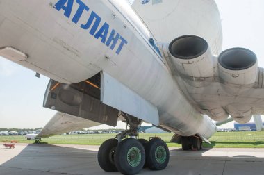 Zhukovsky, RUSSIA - 29 Ağustos 2019: Sovyet nakliye uçağı OKB Myasishchev VM-T 