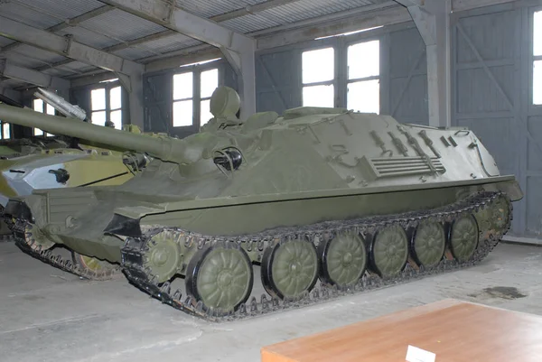 2008年5月10日 苏联机载自行火炮Su 85在库宾卡装甲车辆博物馆侧视图 — 图库照片