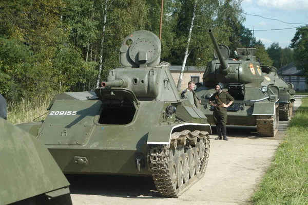 Região Moscou Rússia Setembro 2003 Tanques Históricos Soviéticos Chão Museu — Fotografia de Stock