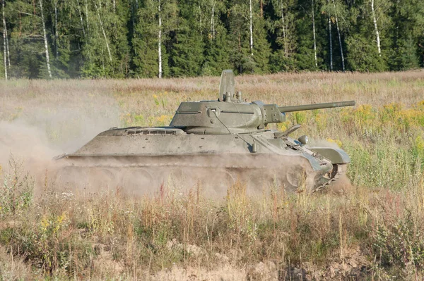 Tjernogolovka Moskvaregionen Ryssland Augusti 2018 Sovjetiska Gamla Medium Tank Den — Stockfoto