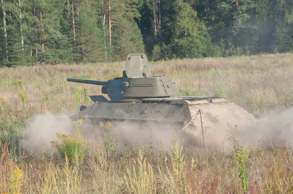 Tjernogolovka Moskvaregionen Ryssland Augusti 2018 Sovjetiska Gamla Medium Tank Den — Stockfoto