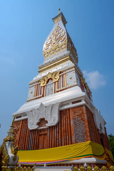 Phra that phanom chedi this structure enthält die Brust des Buddha — Stockfoto