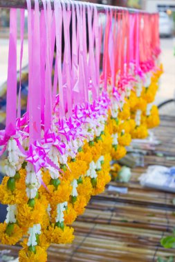 Taç çiçeği ve ibadet Budizm için Marigold ile çiçek çelenk Dükkanı