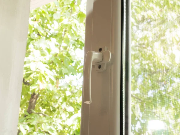 kapalı pencere kapatma