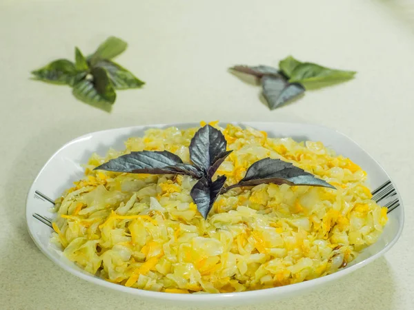 Braised cabbage in a white plate — Stock Photo, Image