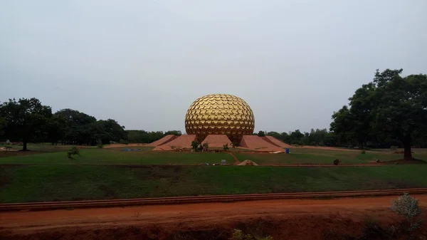 Auroville Puducherry Ταξίδι Εικόνα Μέρος Χωρίς Θρησκεία — Φωτογραφία Αρχείου