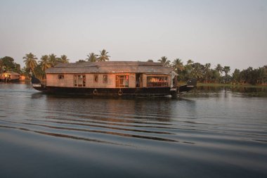Alleppey Backwater, Kerala içinde Houseboats 