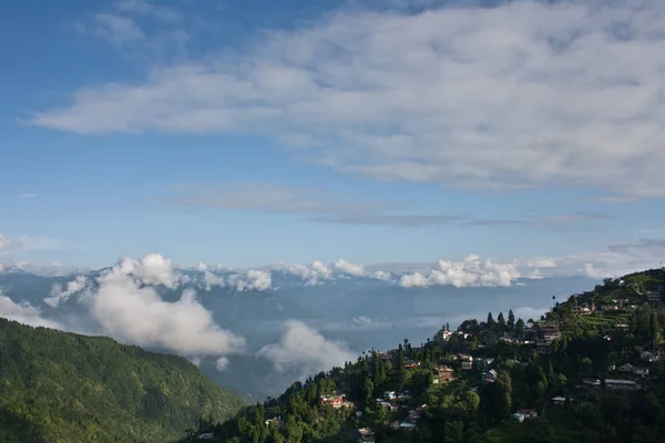 印度东北部大吉岭的喜马拉雅景观 — 图库照片