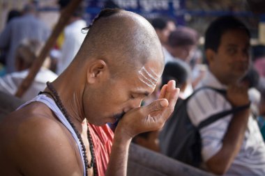 Varanasi Ghat, Hindistan'da dini seyahat hedef insanlar