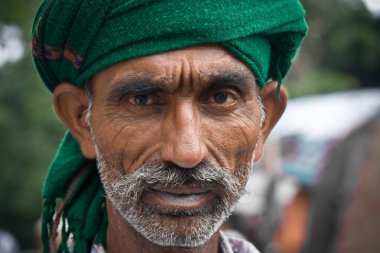 Varanasi Ghat, Hindistan'da dini seyahat hedef insanlar