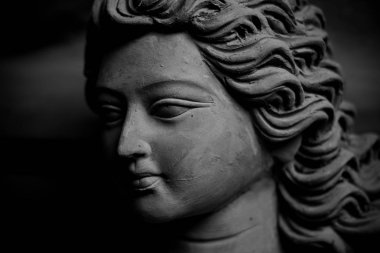 Kumortuli, Kolkata'da idol yapımı