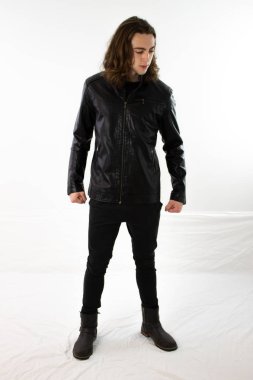 Siyah derili gece avcısı